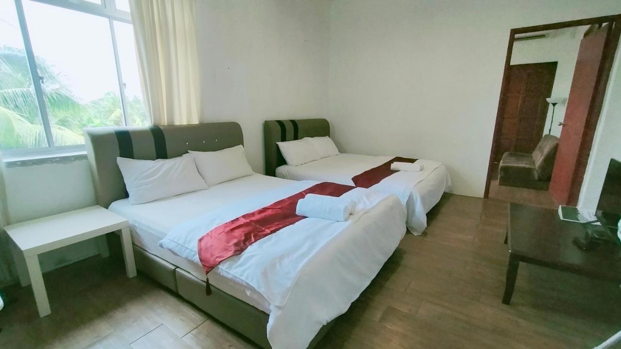 Kurau Inn Farmstay Kuala Kurau Exteriör bild